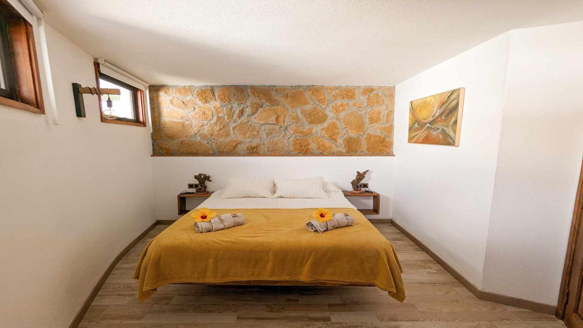 Bungalow Allende Famara Con Piscina Privada Y Ac Екстериор снимка